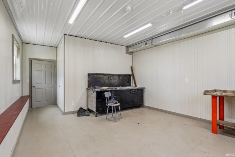 Listing Image 47