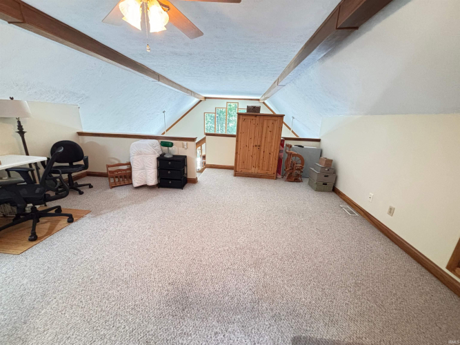Listing Image 24
