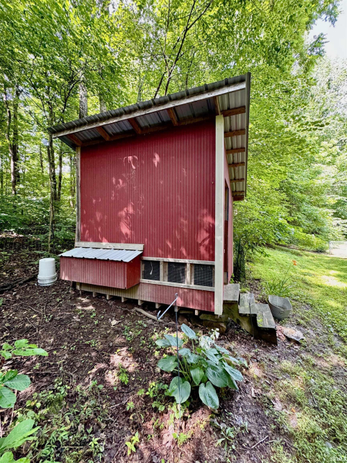 Listing Image 6
