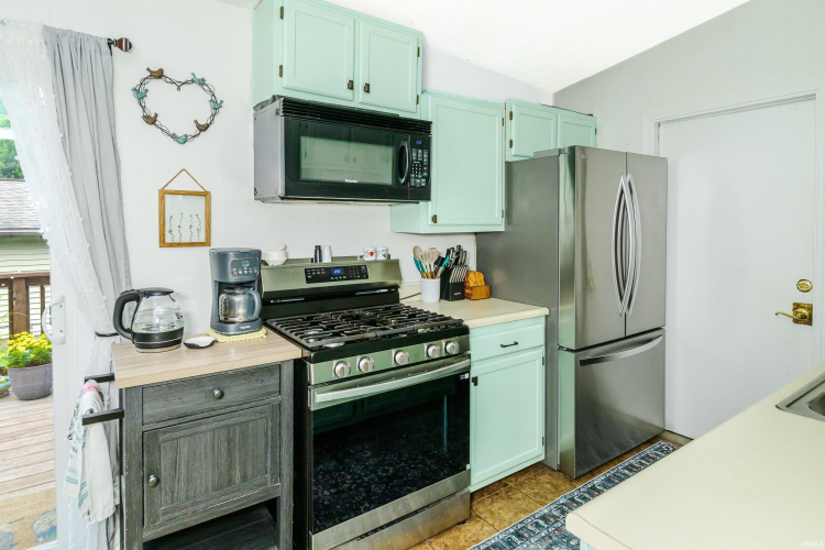 Listing Image 8