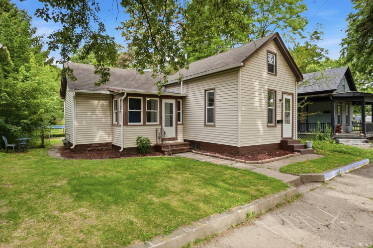 Listing Image 2