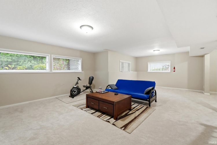 Listing Image 37