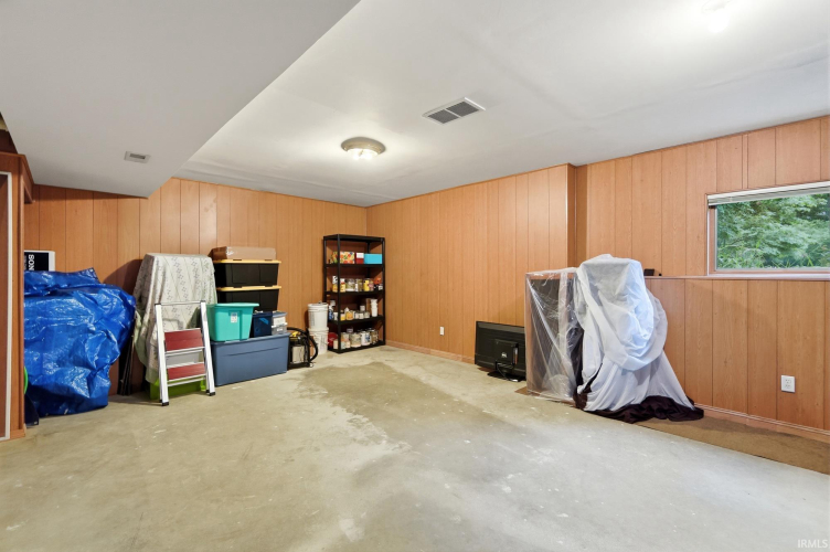 Listing Image 39