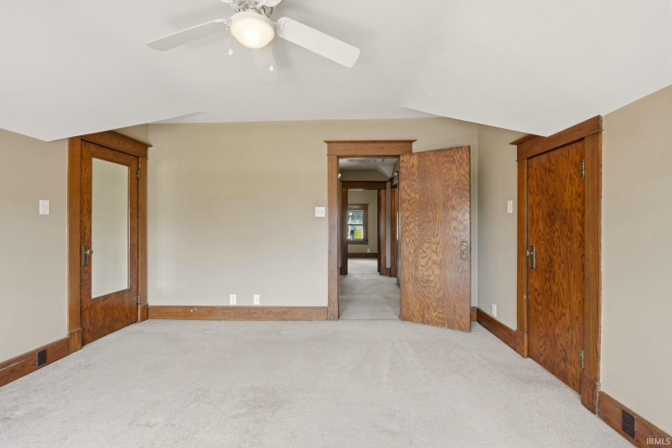 Listing Image 29