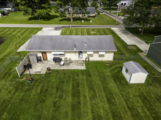Listing Image 6