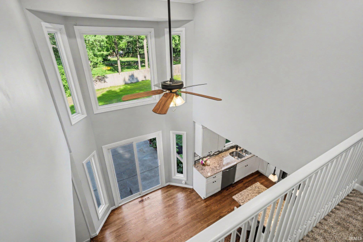 Listing Image 18
