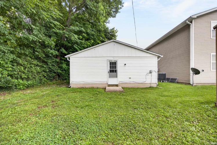 Listing Image 23