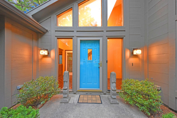 Listing Image 50
