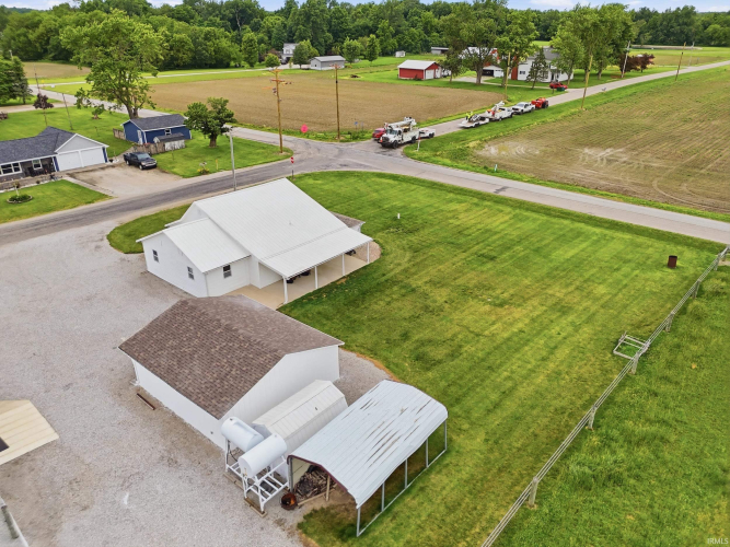 Listing Image 3