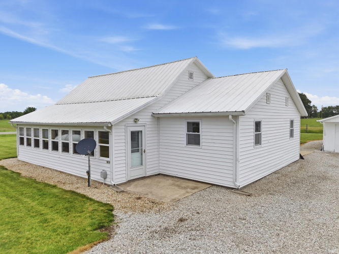 Listing Image 33