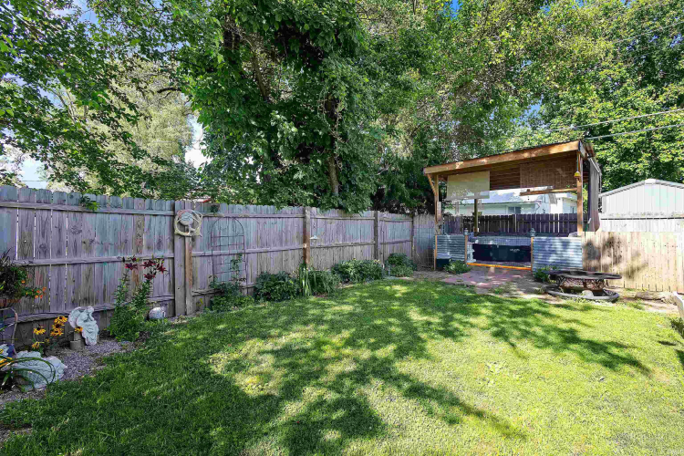 Listing Image 27