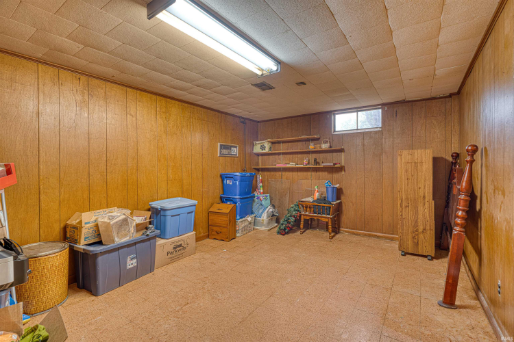 Listing Image 28