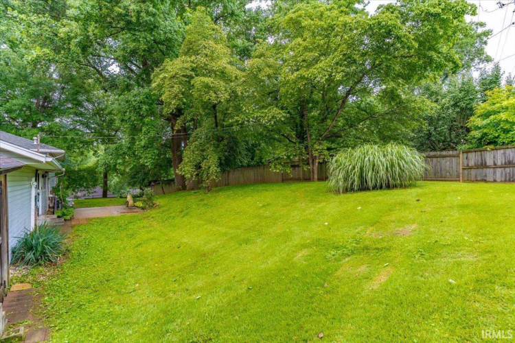 Listing Image 19