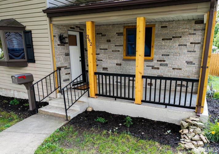 Listing Image 5
