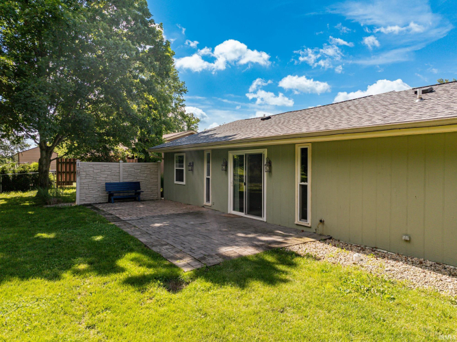 Listing Image 8