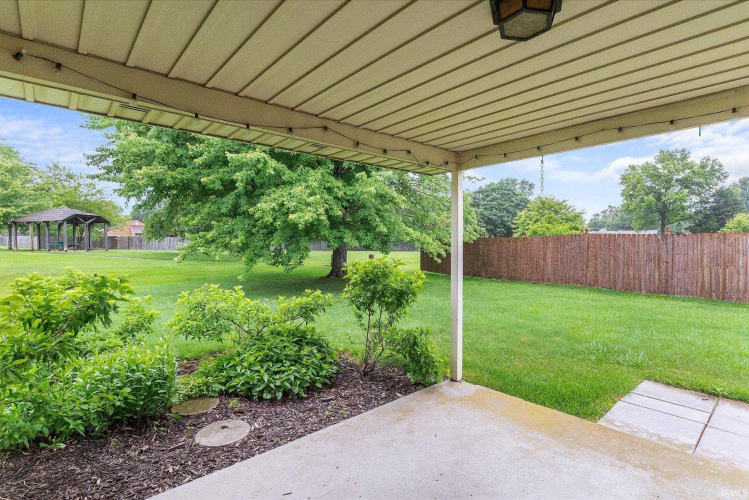 Listing Image 24