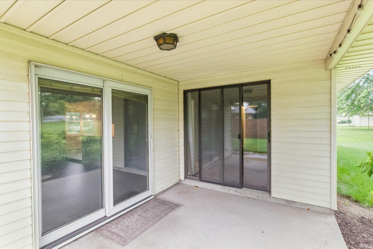Listing Image 25