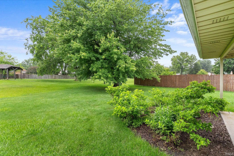 Listing Image 27