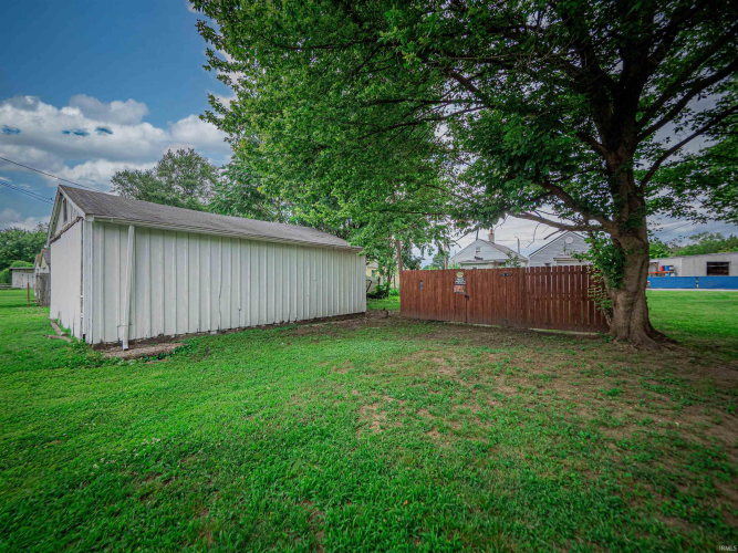 Listing Image 24