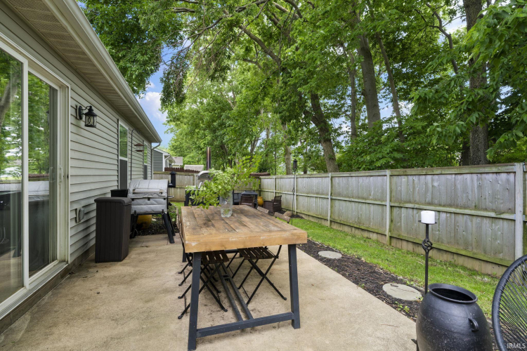 Listing Image 24