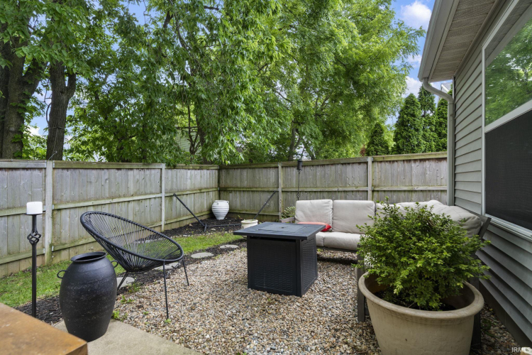 Listing Image 25