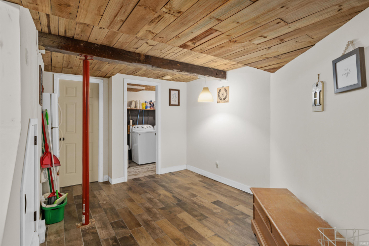 Listing Image 25