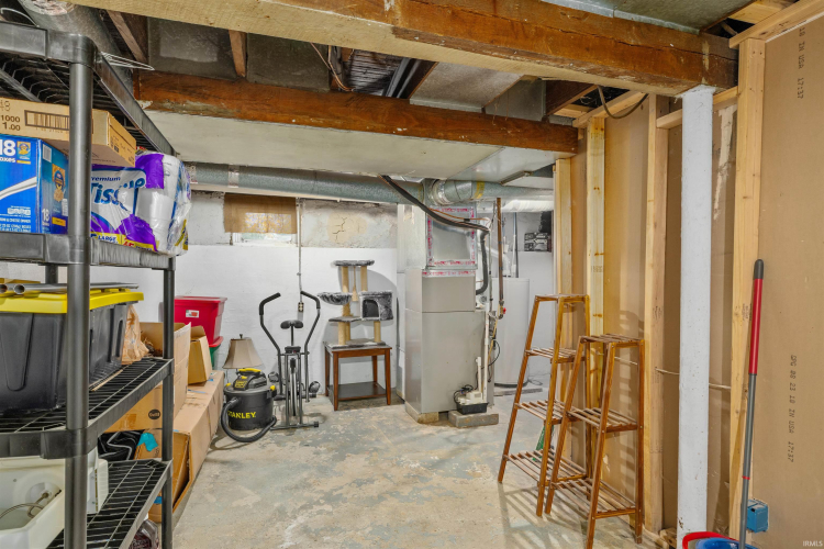 Listing Image 27