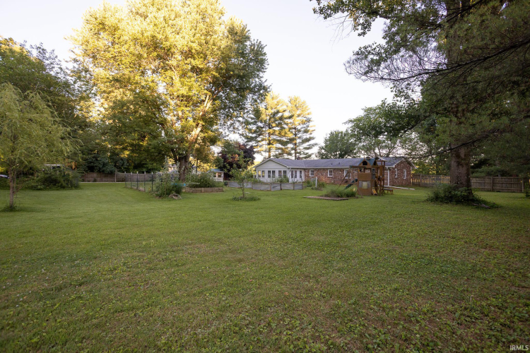 Listing Image 28