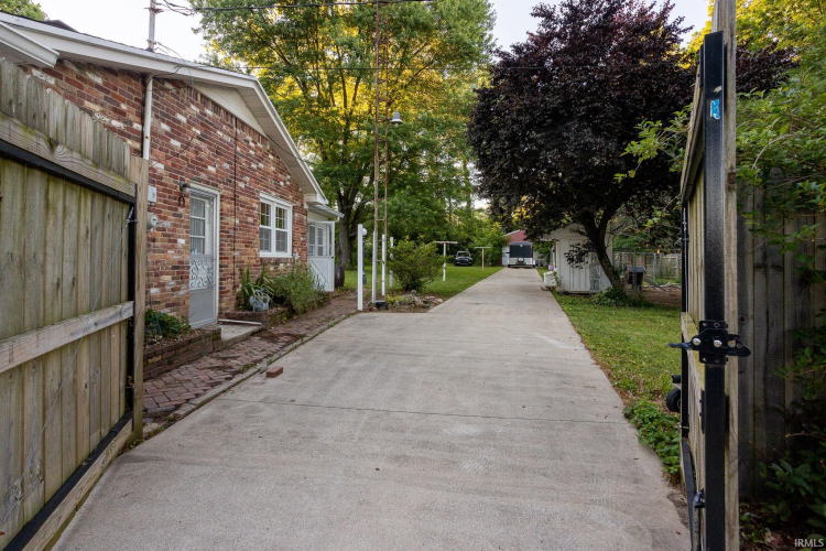Listing Image 35