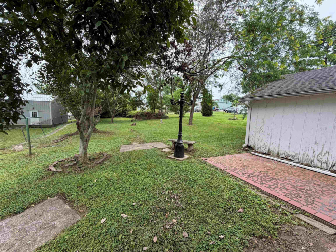 Listing Image 13