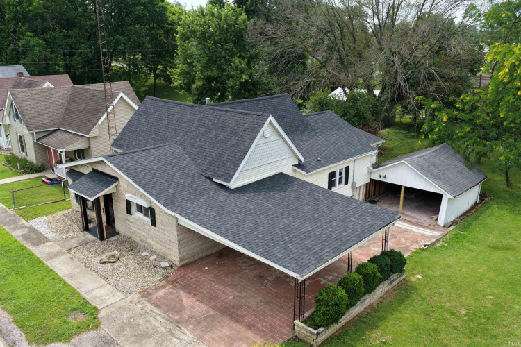 Listing Image 4
