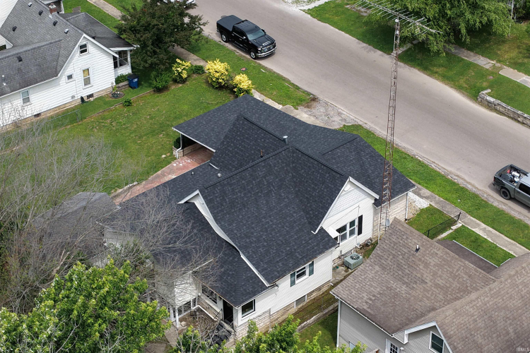 Listing Image 8