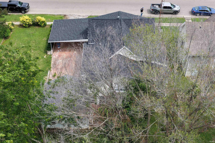 Listing Image 9
