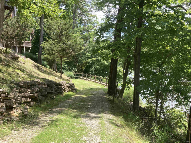 Listing Image 40