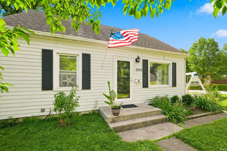 Listing Image 2