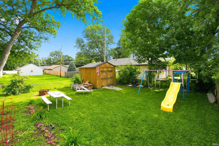 Listing Image 24
