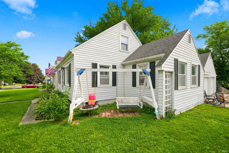 Listing Image 26