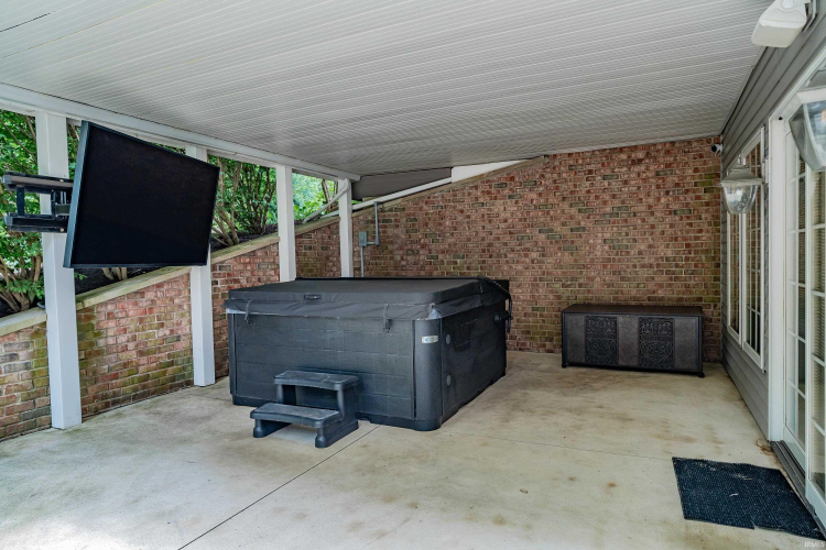 Listing Image 48