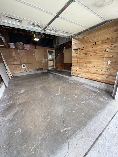 Listing Image 27