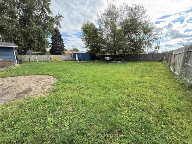 Listing Image 32