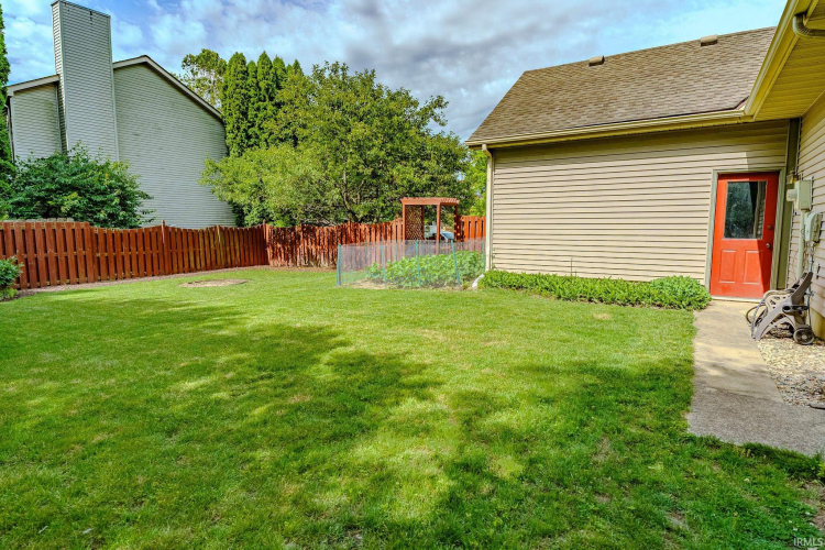 Listing Image 46