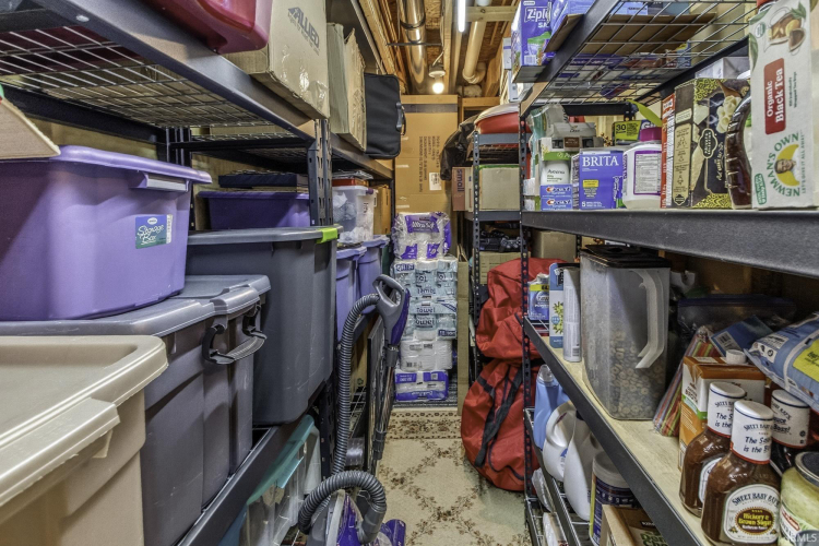 Listing Image 42