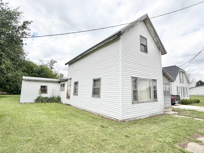 Listing Image 3