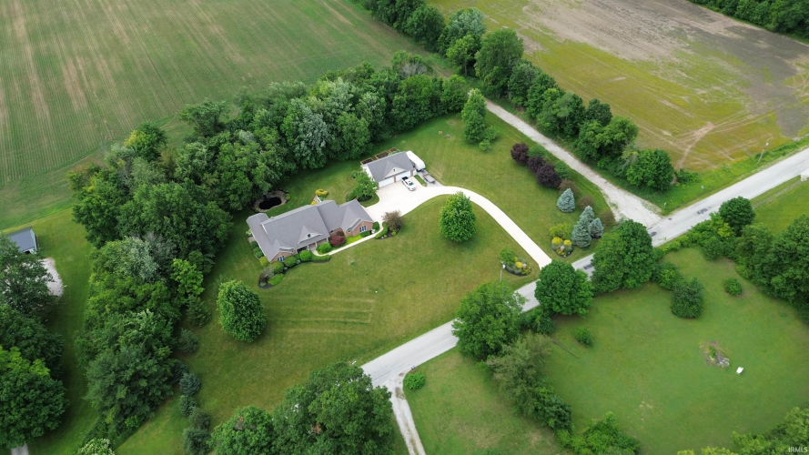 Listing Image 12