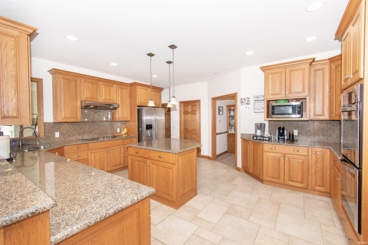 Listing Image 22