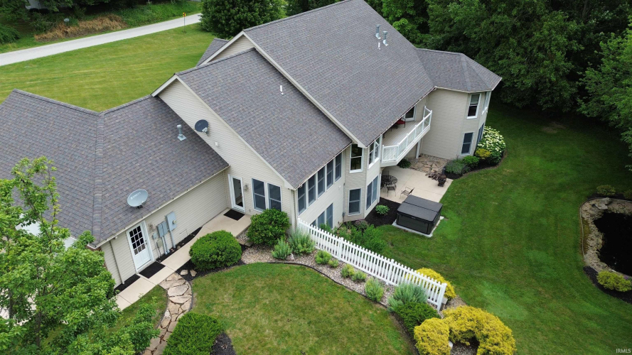 Listing Image 7