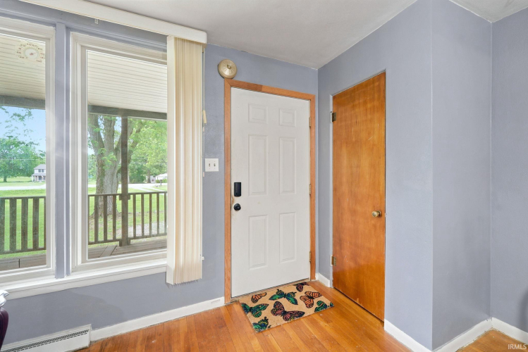 Listing Image 18