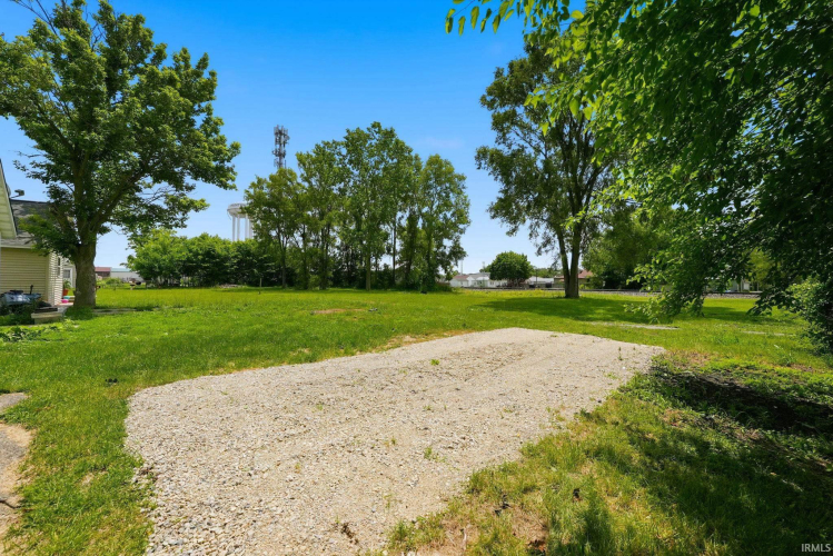 Listing Image 34