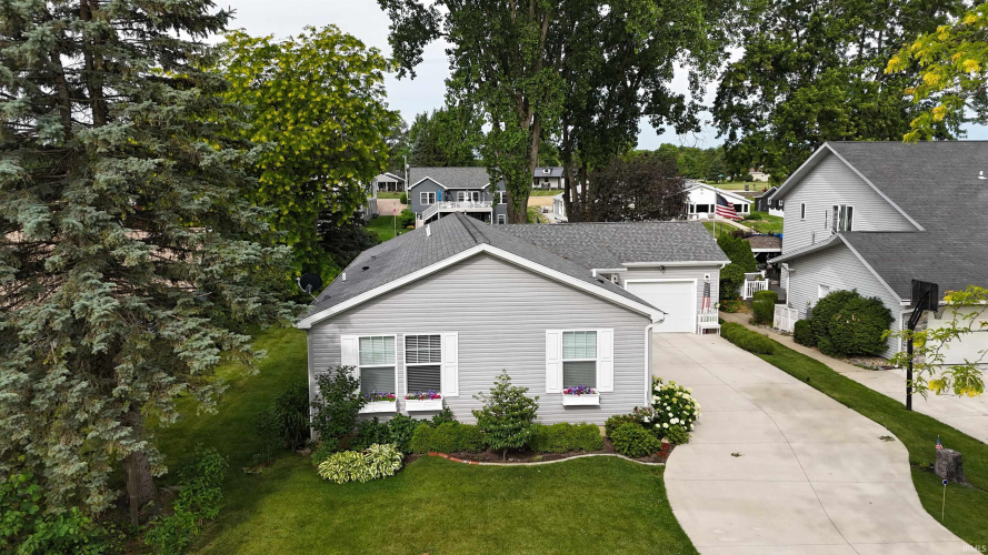 Listing Image 5
