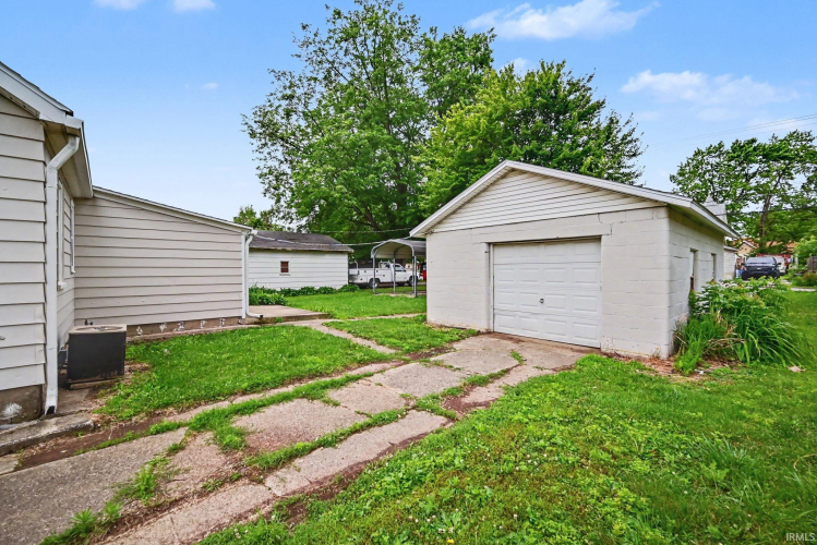 Listing Image 19